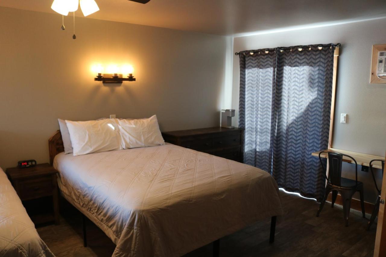 Columbine Inn (Adults Only) เอสเทสพาร์ค ภายนอก รูปภาพ